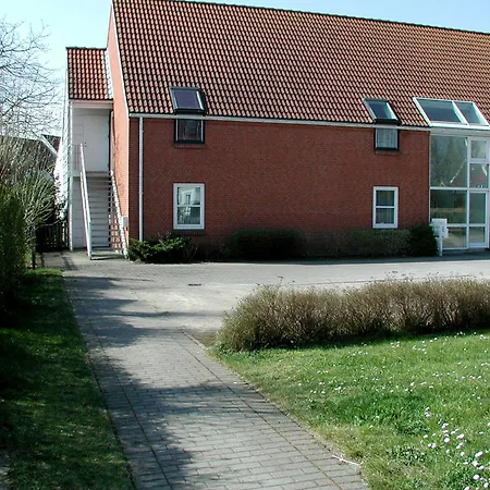 Bach, Karin Apartmán *
